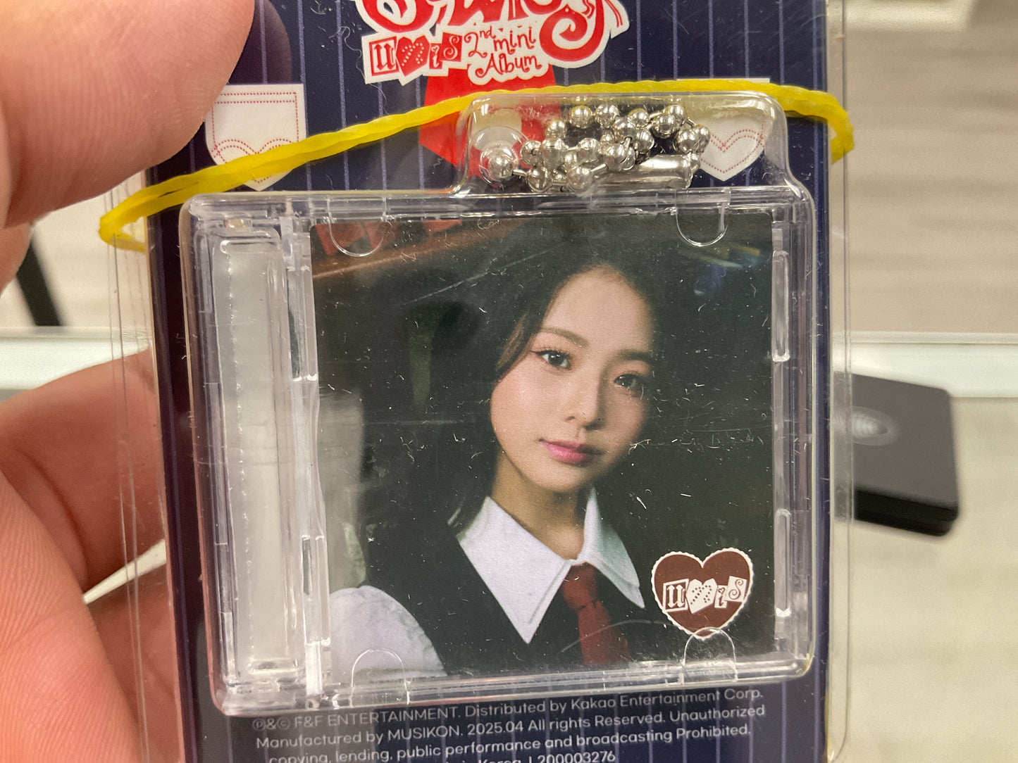 UNIS - 2ND MINI - 'SWICY' (Keyring Ver.)