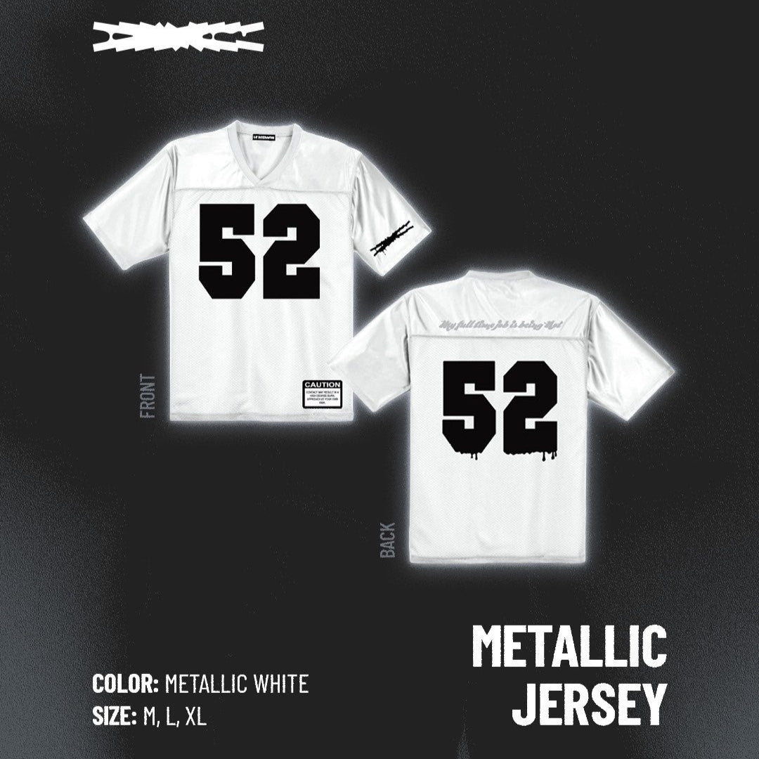 LE SSERAFIM - Metallic Jersey (hello82 Exclusive)
