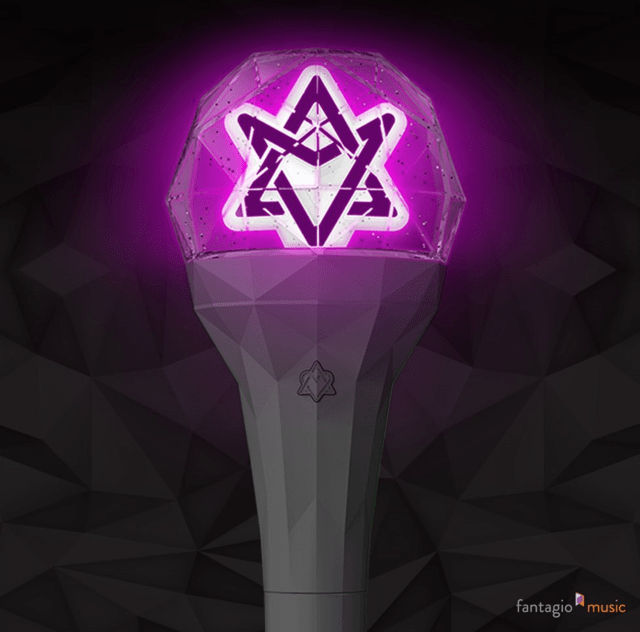 ASTRO - Official Lightstick (Ver. 2) – Kloud K-Pop Store ASTRO - Official Lightstick (Ver. 2) – Kloud K-Pop Store