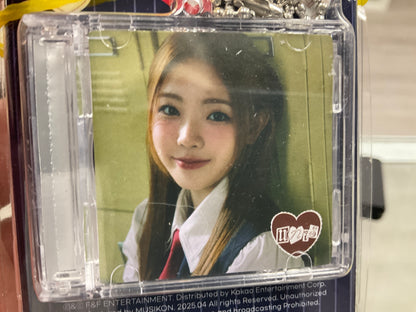 UNIS - 2ND MINI - 'SWICY' (Keyring Ver.)