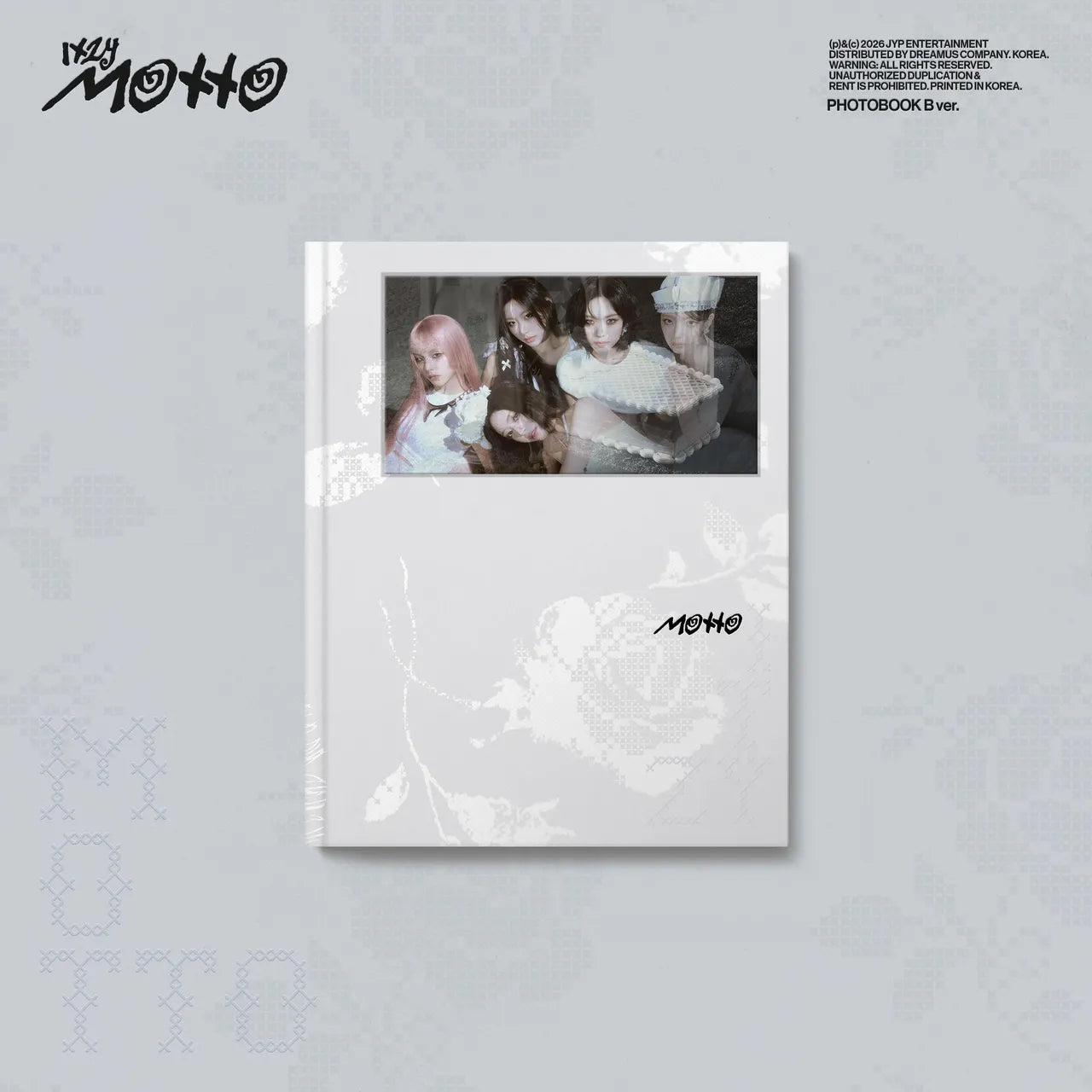 ITZY - 12th Mini Album 'Motto' (Photobook ver.) + MAKESTAR Photocard POB