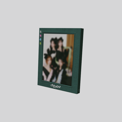 QWER - 4th Mini Album 'CEREMONY' (Photobook Ver.)