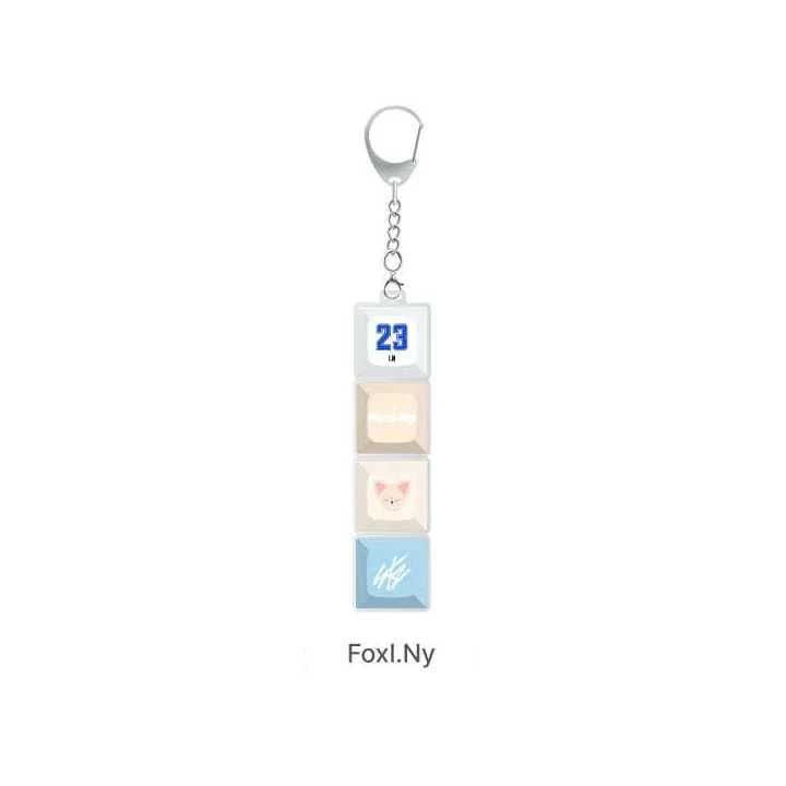 [PRE-ORDER] STRAY KIDS - 'KARMA' POP-UP MD - SKZOO KEYCAP KEYRING
