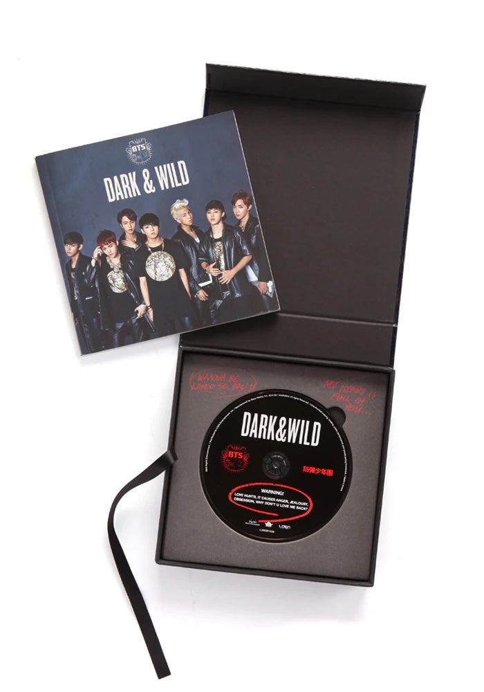 BTS 방탄소년단 - 1st Full Length Album 'DARK&WILD'